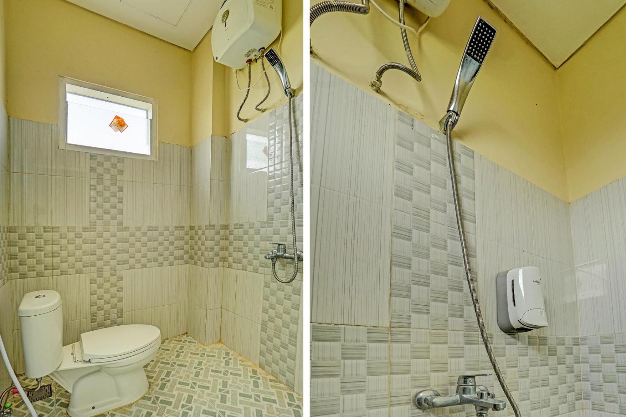 Oyo 91825 Ayu Lestari Homestay Nganjuk Екстер'єр фото